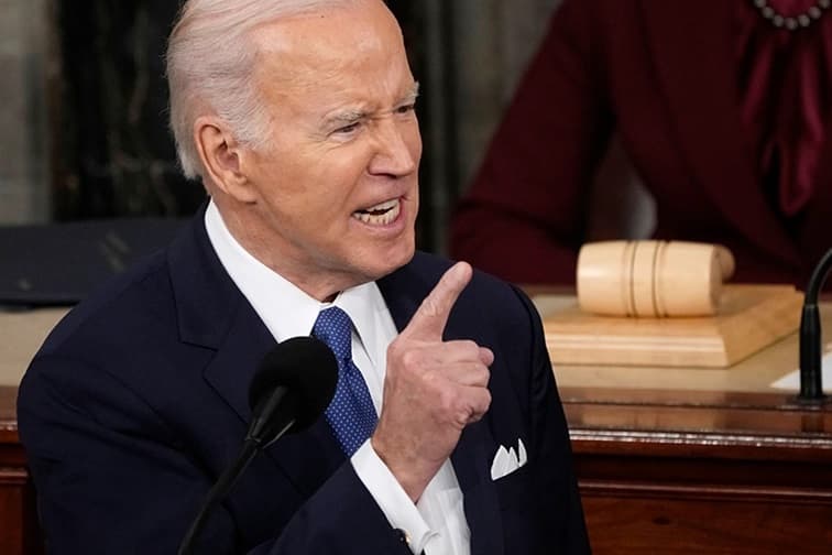 Biden yönetimi ilaç firmalarından 6 milyar dolar kopardı..